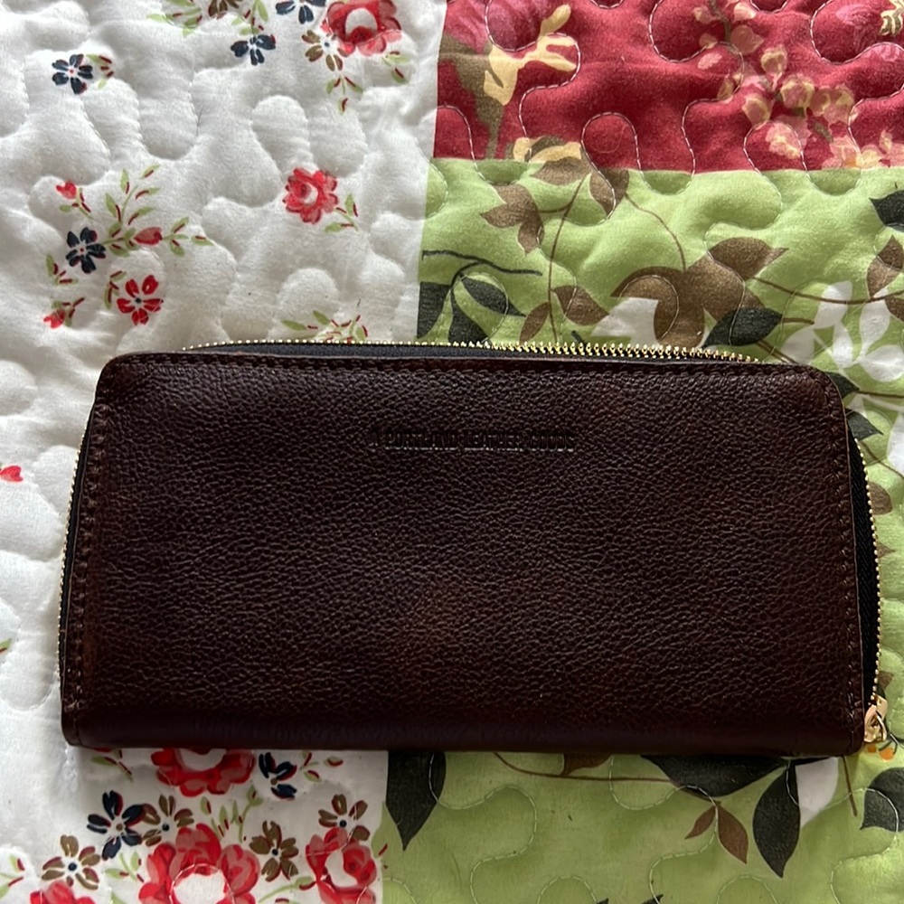 Brand new accordion wallet